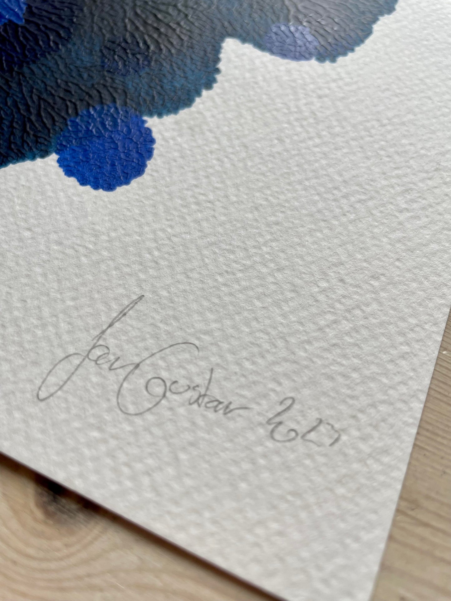 A4 / Blue dots