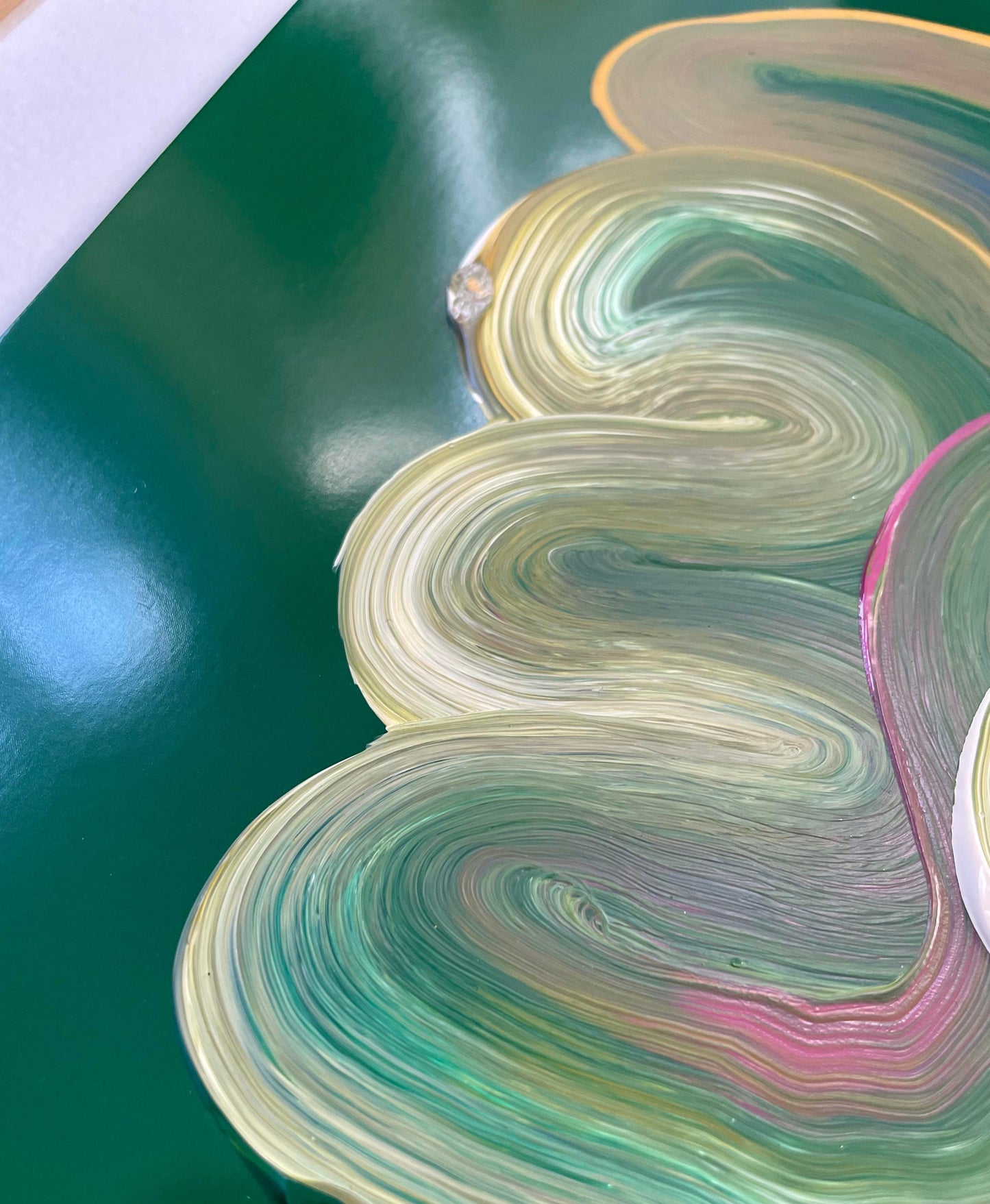 'Energeia' Green / 50% OFF